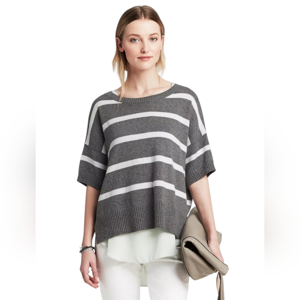 Banana Republic, Size M, Gray and white color